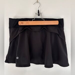 Lululemon Play off the Pleats Mid-Rise Skirt